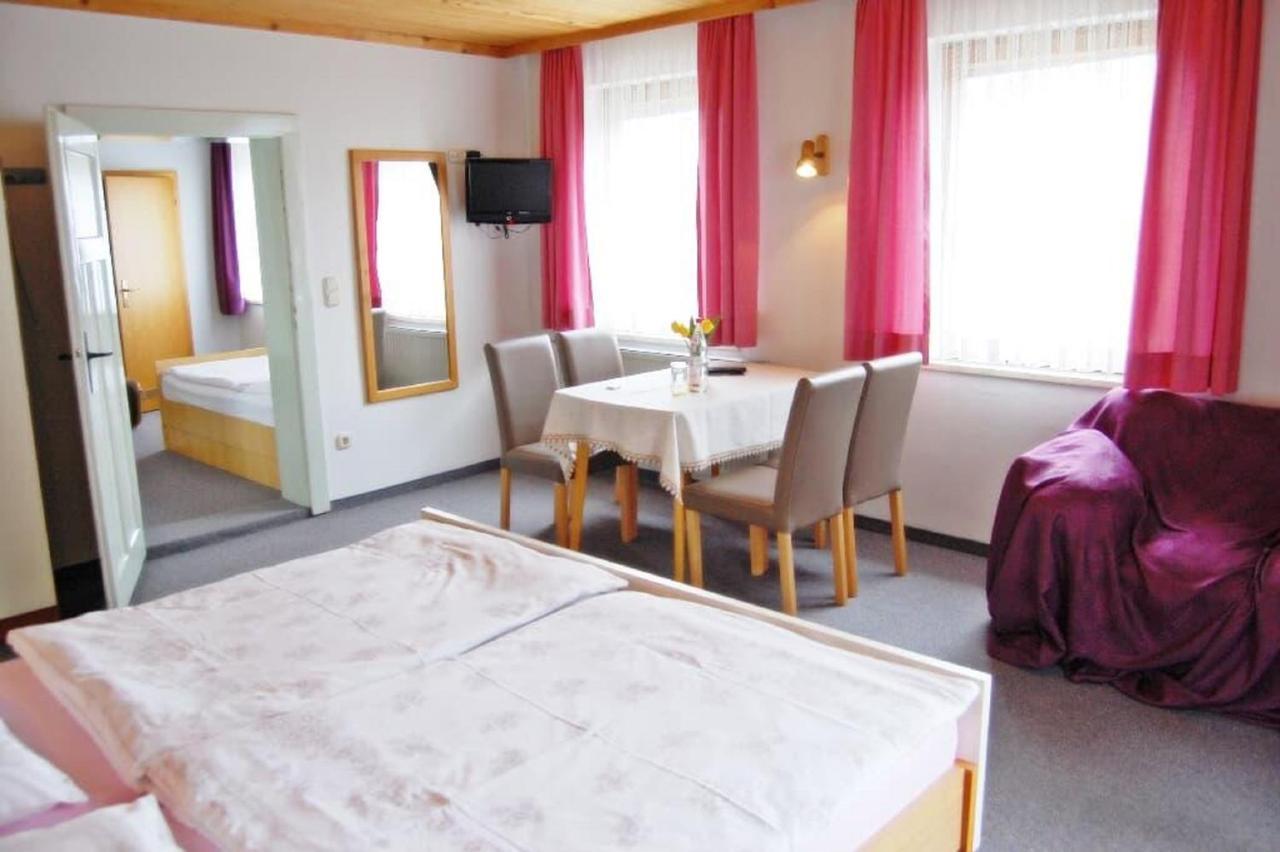 Gaestehaus Fidelis Grafenwiesen Екстер'єр фото